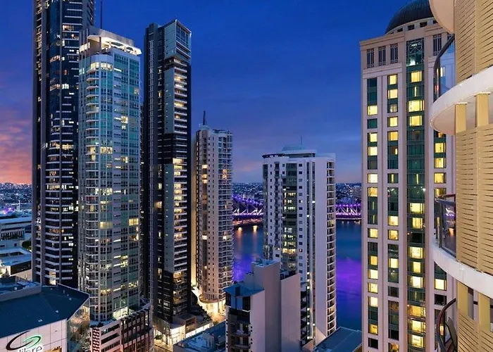 Riverview 2B2B Apt In Cbd W/Parking, Pool, Gym
